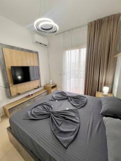 Neon Waves Apartment By Adriatic Living - Golem - 9