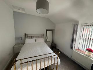 Penmaenmawr Coastal Retreat - 4