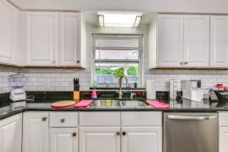 7 Mi to Busch Gardens Lutz Home with Patio! - Lutz - 4