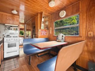 Ashtabula Cottage & RV-Minutes from Covered Bridges & Wineries - Ashtabula - 0