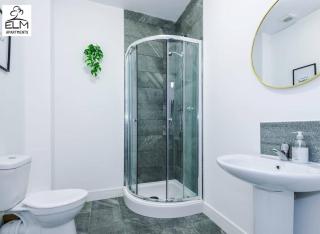Manchester Apartment Sleeps 4 + Free Parking - Manchester - 4