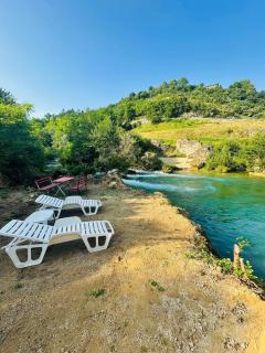 Apart Cobras Jajce - Jajce - 9