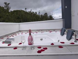Mirador samsara Penthouse con Jacuzzi al aire libre,piso completo - La Calera - 1