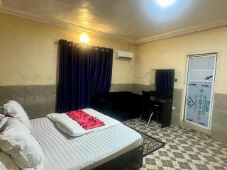 Daniel hotel apartment - Asaba - 4