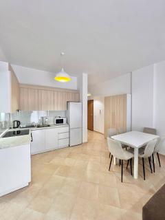Macys Hideaway Place By Adriatic Living - Durrës - 6