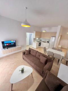 Macys Hideaway Place By Adriatic Living - Durrës - 8