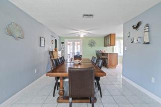 Boaters Dream Rustic Waterfront Retreat - New Port Richey - 1