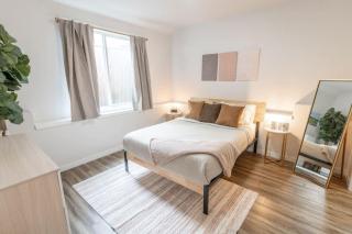 Walkable Apt Next to Restaurants, Bars, and Shops! - Portland - 0