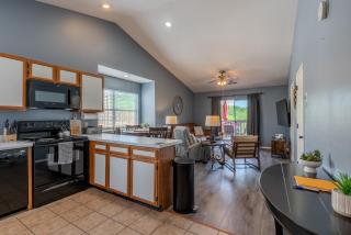 2BR Penthouse - Near SDC - Pool - Free Tickets Included - Stairs Required - GF17-5 - Branson - 4