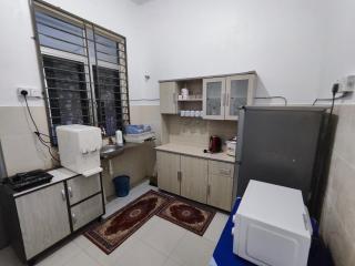 Homestay Temerloh Near Hospital 4Bedroom 2Aircond - Temerloh - 1