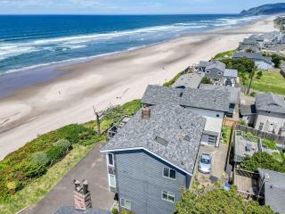 Above The Beach - Lincoln City - 8