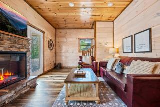 Bear Family Cabin by Avada Properties - Pigeon Forge - 5