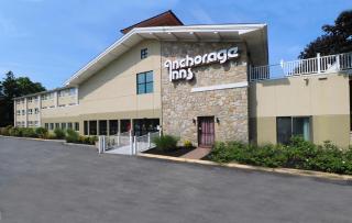 Anchorage Inn and Suites - Portsmouth - 0