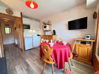 Appartement avec balcon au calme et vue sur montagne, parking privé - FR-1-505-101 - Notre-Dame-de-Bellecombe - 0