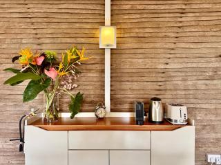 Lakaz Kalo - house with garden and service - 1