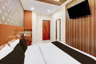Super Collection O Kundrathur Near Murugan Temple - - 4