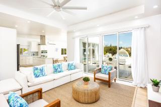 New Luxury Caicos Cove Villa 5 Min to Grace Bay - - 8
