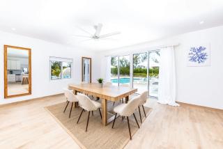 New Luxury Caicos Cove Villa 5 Min to Grace Bay - - 6
