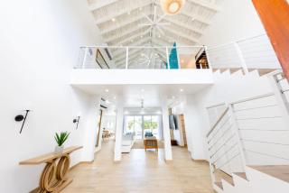New Luxury Caicos Cove Villa 5 Min to Grace Bay - - 1