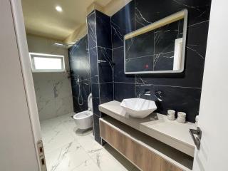 Apartment In Tirana - Tirana - 1