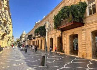 Nizami Street Apartment with street view Duplex - Baku - 0
