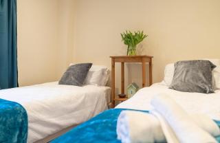 4-Bed Beachside Family Retreat - Bembridge - 3