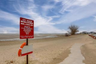 Walk to Beach & Dtwn! Port Clinton Home - Port Clinton - 4