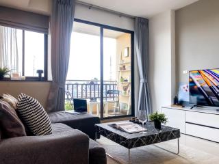 Luxurious 2BR Ultra Fast Wifi Phrom Phong - Bangkok - 6