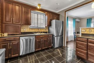 New Close to Falls Beautiful Spacious Parking Air Conditioning - Niagara Falls - 5