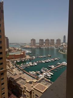 Stylish 1BR Pearl Apt- prime Marina location - Doha - 6