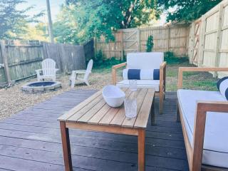 12 South Historic Walkable Haven - 5