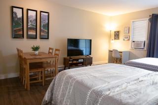 RiversTail Retreat Pet-Friendly and Steps to The Lake - Harrison Hot Springs - 3