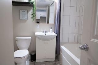 RiversTail Retreat Pet-Friendly and Steps to The Lake - Harrison Hot Springs - 2