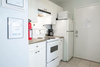 The Flats at Cedar Springs with Full Kitchen and Steps to Lake - Harrison Hot Springs - 8