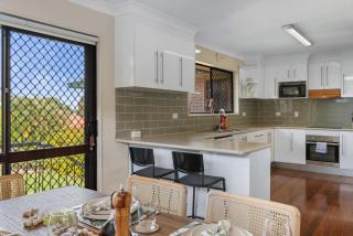 Unbeatable Value Group Family Roomy Convenient - 3
