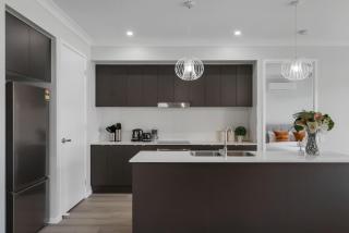 Spacious 5BR Family Home Park Ridge Comfort - Park Ridge - 0