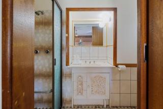 4BR Garden Patio Retreat Near Food Shops and Transit - Brisbane - 5