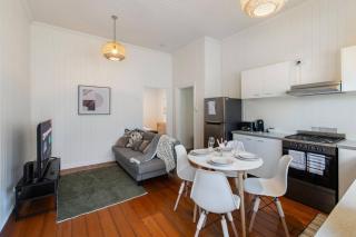 Cricket Fans Choice 2BR Walk to Gabba and Ferry - Brisbane - 9