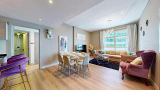 Yacht Bay - Vibrant Two Bedroom in Dubai Marina - 1