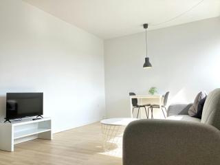 Central Studio for 1 - 9