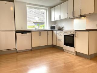 Spacious Apartment for 4 - 6