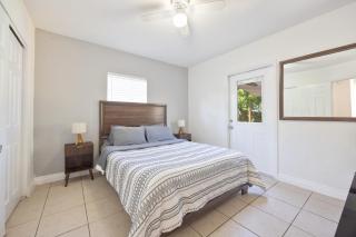 Cozy 2BR Oasis near Las Olas - 4