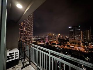 SOHO Condotel near EDSA Shaw MRT SM Megamall Free Pool - Manila - 6