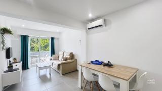 Modern Central Apartment by South Costa - 1