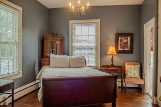 Ashford Inn - 6