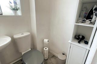Central Skegness 1BD: Cozy Seaside Flat - Lincolnshire - 3