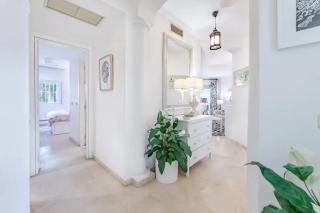 Modern Apartment in Marbella with Shared Pool - Marbella - 1
