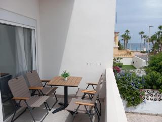 Apartamentos playa Romanilla - Roquetas de Mar - 4