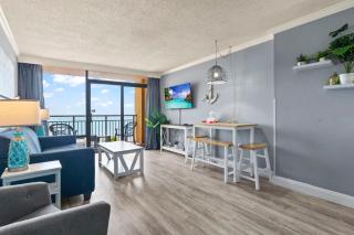 Updated 1 BR Condo-Spectacular Oceanfront Views! Caravelle 838 - Myrtle Beach - 0