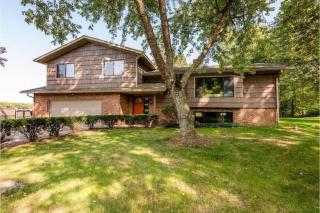 Bluffview on the River with a hot tub sauna pool table and more - Berrien Springs - 9